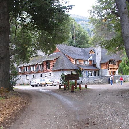 Hosteria Futalaufquen Lago Futalaufquen Exteriör bild