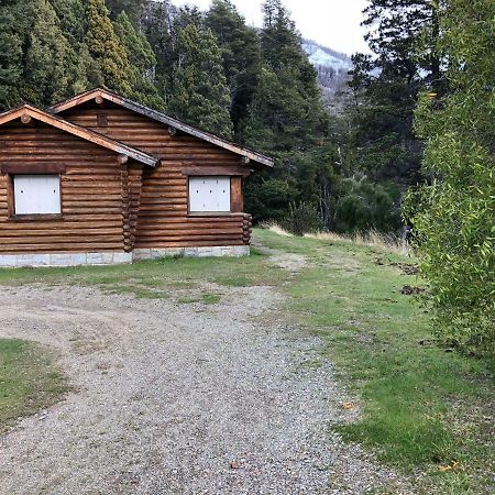 Hosteria Futalaufquen Lago Futalaufquen Exteriör bild