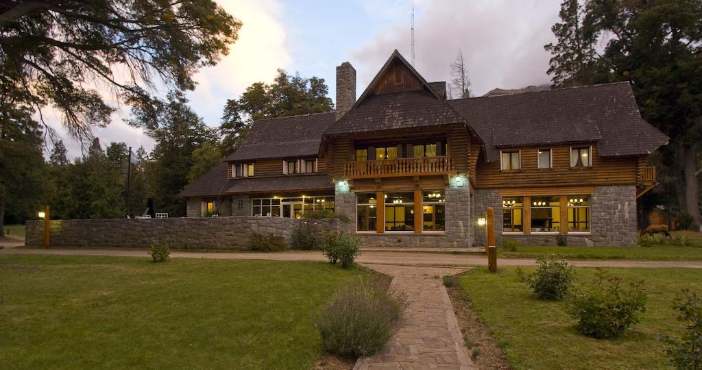 Hosteria Futalaufquen Lago Futalaufquen Exteriör bild