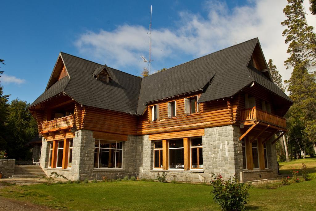 Hosteria Futalaufquen Lago Futalaufquen Exteriör bild
