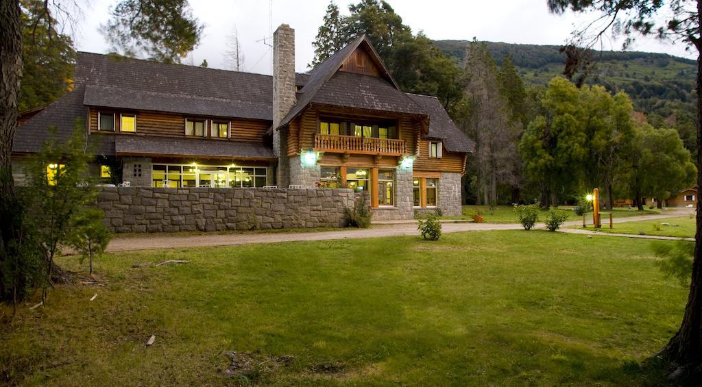 Hosteria Futalaufquen Lago Futalaufquen Exteriör bild