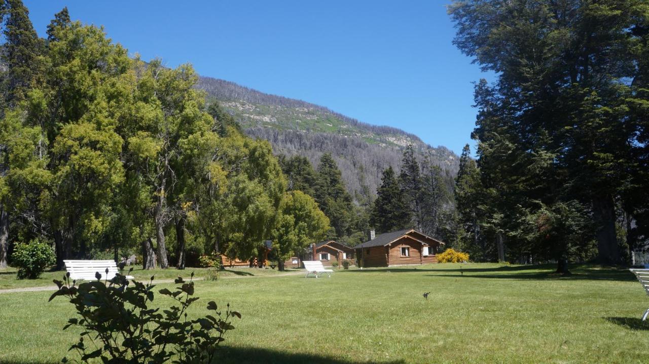 Hosteria Futalaufquen Lago Futalaufquen Exteriör bild